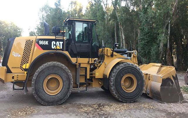 2. Φορτωτής CATERPILLAR – 966Κ Χωρητικότητα γουβά = 4,50m3