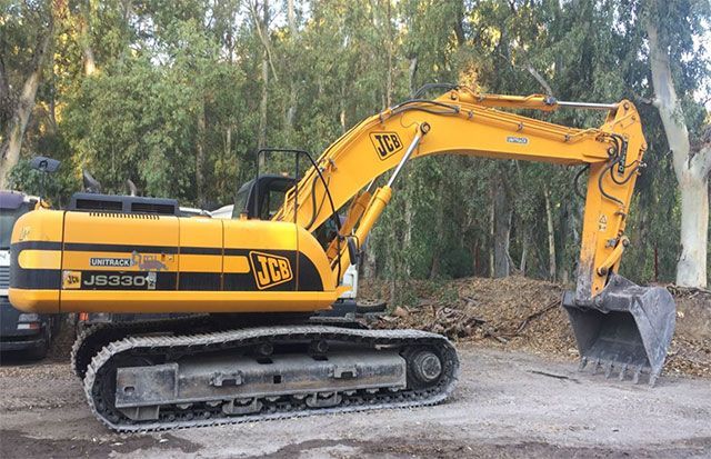 9. Εκσκαφέας JCB – JS 330NC